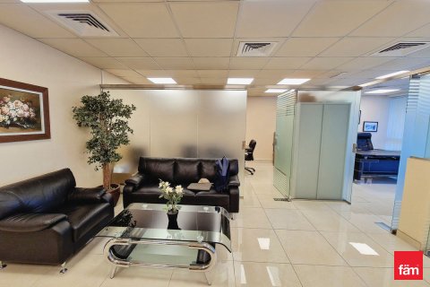 Office in Dubai, UAE 92.3 sq.m. № 682139 - photo 11