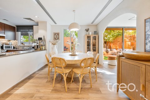 Városi lakóépület itt: Mudon, Dubai, EAE, 4 hálószoba, 230.31 m², azonosító: 753666 - fénykép 8