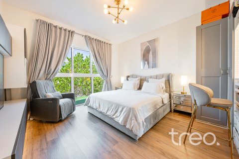 Városi lakóépület itt: Mudon, Dubai, EAE, 4 hálószoba, 230.31 m², azonosító: 753666 - fénykép 20