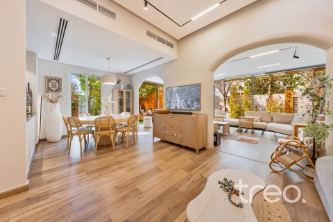 Városi lakóépület itt: Mudon, Dubai, EAE, 4 hálószoba, 230.31 m², azonosító: 753666 - fénykép 3
