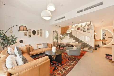Kamienica na sprzedaż w Arabian Ranches 3, Dubai, ZEA 4 sypialnie, 226.31 mkw., nr 753662 - zdjęcie 4