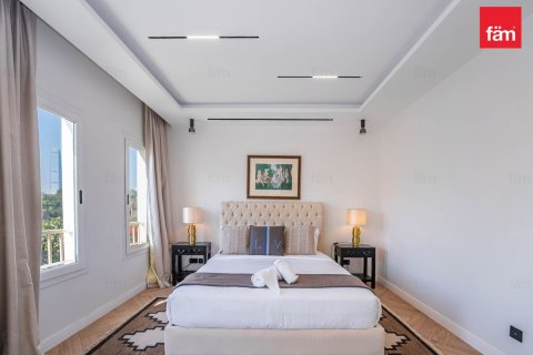 Villa sa Dubai, UAE 2 silid-tulugan, 250 sq.m. № 682046 - larawan 19