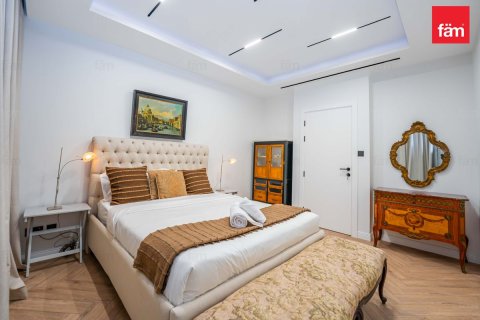 Villa sa Dubai, UAE 2 silid-tulugan, 250 sq.m. № 682046 - larawan 15