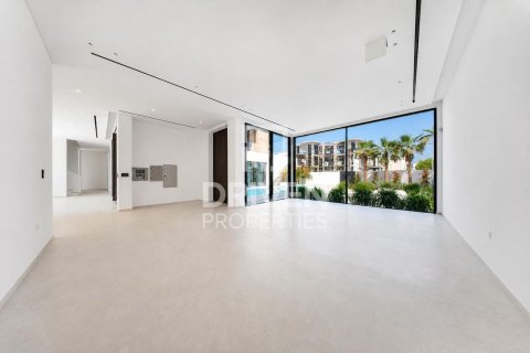 Βίλα σε Jumeirah, Dubai, ΗΑΕ 6 υπνοδωμάτια, 950.31 τ.μ. Αρ. 762053 - φωτογραφία 2