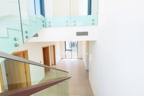 Villa til leie i Arabian Ranches 3, Dubai, Emiratene 4 soverom, 459 kvm Nr. 664433 - Foto 7