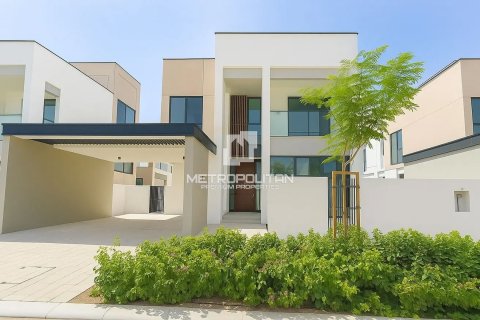 Villa til leie i Arabian Ranches 3, Dubai, Emiratene 4 soverom, 459 kvm Nr. 664433 - Foto 3