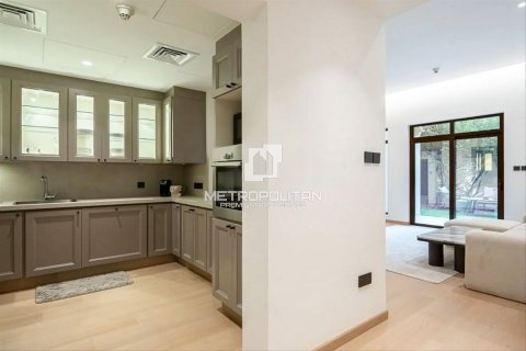 Apartment til salg i Old Town, Dubai, UAE 2 soveværelser, 174 kvm № 665103 - foto 16