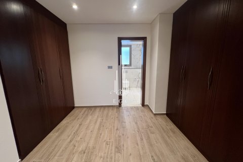 Vila di Al Raha Beach, Abu Dhabi, UEA 5 kamar tidur, 471.9 m2 nomor 476948 - foto 15