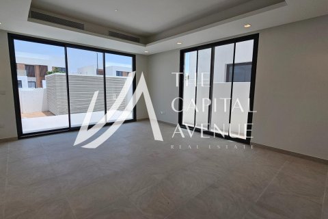 Huvila Saadiyat Island, Abu Dhabi, Arabiemiraatit 4 makuuhuonetta, 648 m2 № 768925 - kuva 14