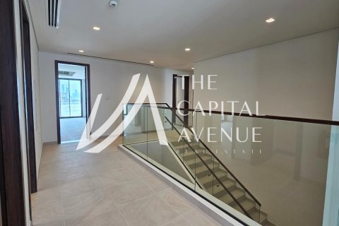 Huvila Saadiyat Island, Abu Dhabi, Arabiemiraatit 4 makuuhuonetta, 648 m2 № 768925 - kuva 9