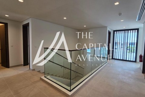 Huvila Saadiyat Island, Abu Dhabi, Arabiemiraatit 4 makuuhuonetta, 648 m2 № 768925 - kuva 8