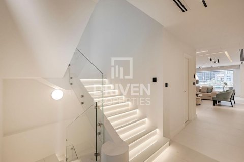 Dubai Marina, UAE의 임대용 빌라 침실 5개, 460.89제곱미터 번호 768380 - 사진 18