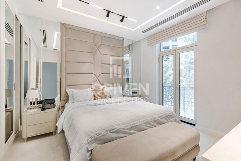 Dubai Marina, UAE의 임대용 빌라 침실 5개, 460.89제곱미터 번호 768380 - 사진 14