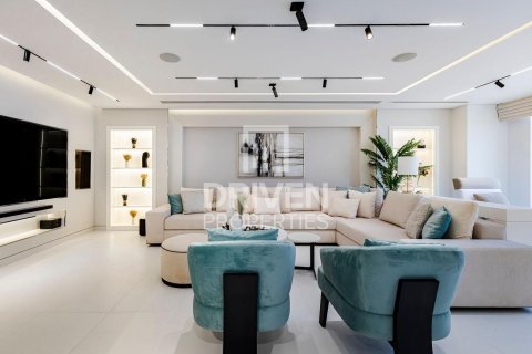 Dubai Marina, UAE의 임대용 빌라 침실 5개, 460.89제곱미터 번호 768380 - 사진 17