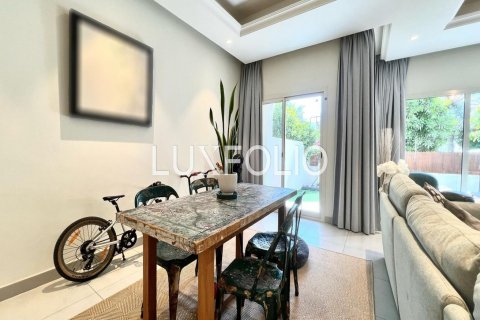 Townhouse sa Jumeirah Golf Estates, Dubai, UAE 3 silid-tulugan, 265 sq.m. № 628302 - larawan 4