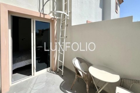Townhouse sa Jumeirah Golf Estates, Dubai, UAE 3 silid-tulugan, 265 sq.m. № 628302 - larawan 14