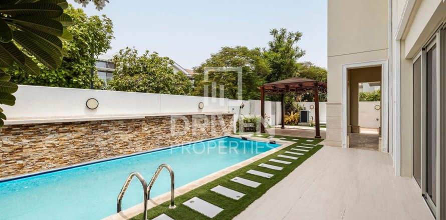 Vilă în Mohammed Bin Rashid City, Dubai, EAU 4 dormitoare, 702.35 mp.  №761557