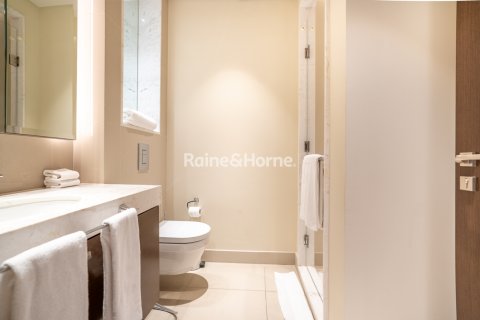 Apartment til leje i Downtown Dubai (Downtown Burj Dubai), Dubai, UAE 2 soveværelser, 134.9 kvm № 707651 - foto 8