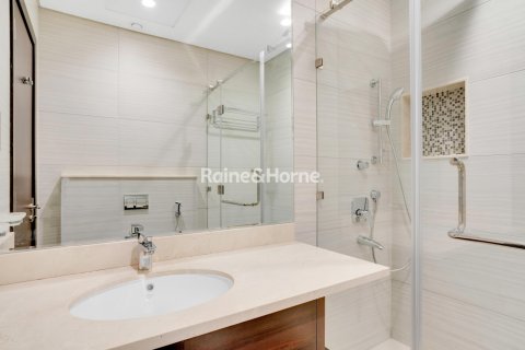 Appartement te huur in Downtown Dubai (Downtown Burj Dubai), Dubai, VAE 2 slaapkamers, 142.2 vr.m., nr 707649 - foto 8