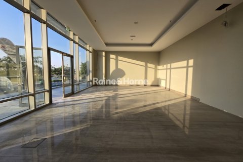 Sklep w Al Barsha, Dubai, ZEA 77.1 mkw. nr 707652