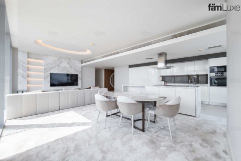 Apartment in Dubai, UAE 3 bedrooms, 196.1 sq.m. № 763095 - photo 30