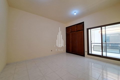 Vila u gradu Al Dhafrah, Abu Dhabi, UAE 4 spavaće sobe, 207.6 m2 Br. 533183 - Slika 6