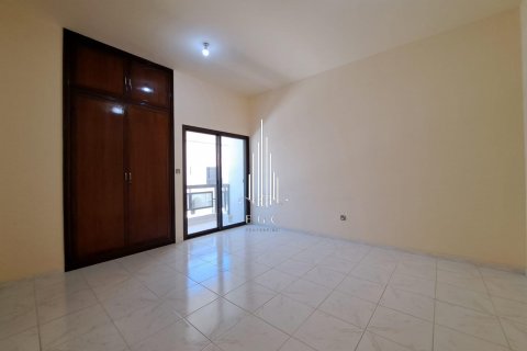 Vila u gradu Al Dhafrah, Abu Dhabi, UAE 4 spavaće sobe, 207.6 m2 Br. 533183 - Slika 12