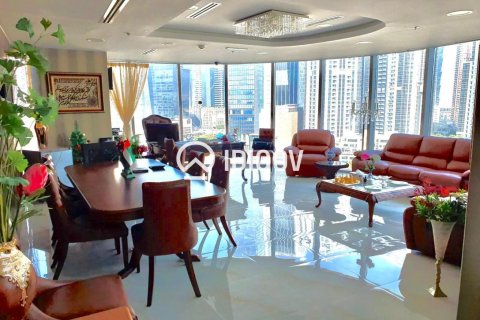 Oficiu în Business Bay, Dubai, EAU 129.51 mp.  №753488