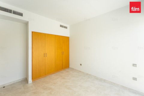 Villetta a schiera in vendita a Dubai, EAU 4 camere da letto, 237.5 mq. № 739557 - foto 6