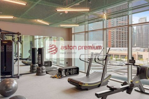 Apartmen di Business Bay, Dubai, UAE 1 bilik tidur, 59 meter persegi № 754856 - foto 19