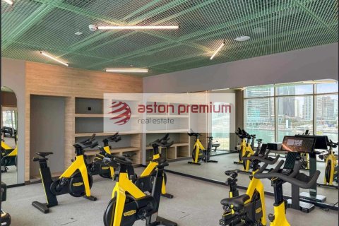 Apartmen di Business Bay, Dubai, UAE 1 bilik tidur, 59 meter persegi № 754856 - foto 17