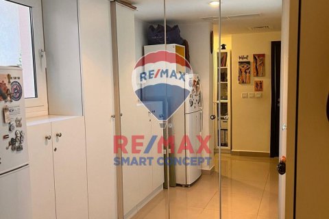 Al Reef, Abu Dhabi, BAE’de satılık villa 4 yatak odası, 225.2 m² No 432989 - fotoğraf 5