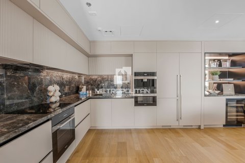 Apartamento para venda em Jumeirah, Dubai, EAU 2 quartos, 194 m2 № 663137 - foto 13