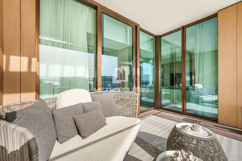 Apartamento para venda em Jumeirah, Dubai, EAU 2 quartos, 194 m2 № 663137 - foto 18