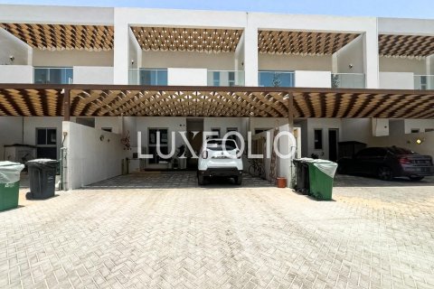 Vila u gradu Al Furjan, Dubai, UAE 4 spavaće sobe, 387 m2 Br. 627448