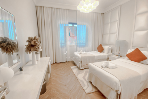 Apartment til salg i Downtown Dubai (Downtown Burj Dubai), Dubai, UAE 2 soveværelser, 127.4 kvm № 499650 - foto 5