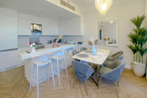 Apartment til salg i Downtown Dubai (Downtown Burj Dubai), Dubai, UAE 2 soveværelser, 127.4 kvm № 499650 - foto 2