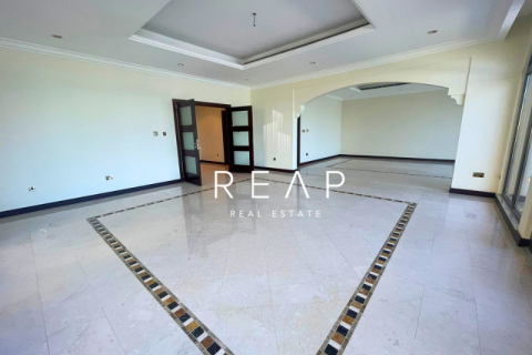 Villa in Palm Jumeirah, Dubai, VAE: 5 Schlafzimmer, 622.4 m2 Nr. 499590