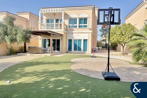 Jumeirah Village Circle, Dubai, BAE’de villa 3 yatak odası, 686 m&sup2; No 698013