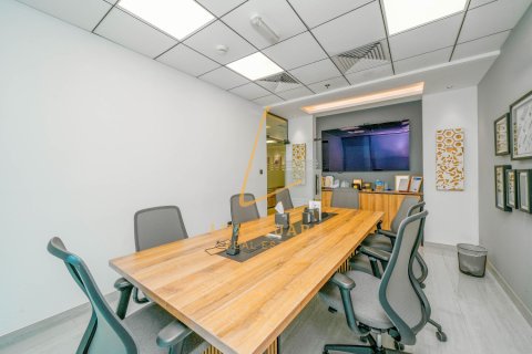 Escritório para arrendamento em Business Bay, Dubai, EAU 181 m2 № 723184 - foto 6