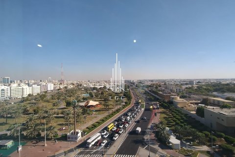 Korter asukohaga Al Khalidiya, Abu Dhabi, AÜE: 4 magamistoaga, 260.1 m² Nr 578703