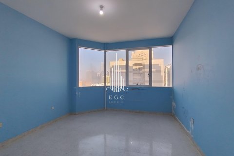 Lakás itt: Al Khalidiya, Abu Dhabi, EAE, 4 hálószoba, 260.1 m², azonosító: 578703 - fénykép 4