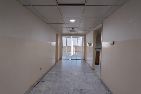 Lakás itt: Al Khalidiya, Abu Dhabi, EAE, 4 hálószoba, 260.1 m², azonosító: 578703 - fénykép 8