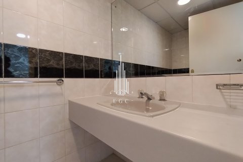 Lakás itt: Al Khalidiya, Abu Dhabi, EAE, 4 hálószoba, 260.1 m², azonosító: 578703 - fénykép 17