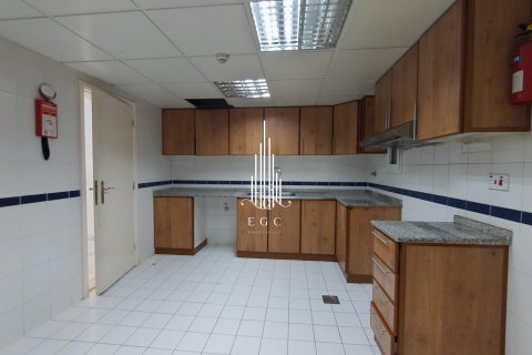 Lakás itt: Al Khalidiya, Abu Dhabi, EAE, 4 hálószoba, 260.1 m², azonosító: 578703 - fénykép 7