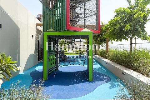 Apartment in The Views, Dubai, UAE 2 bedrooms, 112.87714500 sq.m. № 758141 - photo 18