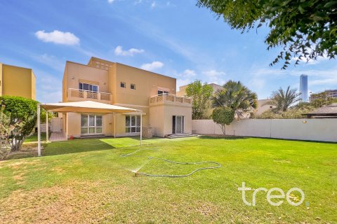 Vila u gradu Meadows, Dubai, UAE 5 spavaće sobe, 390.84 m2 Br. 739307