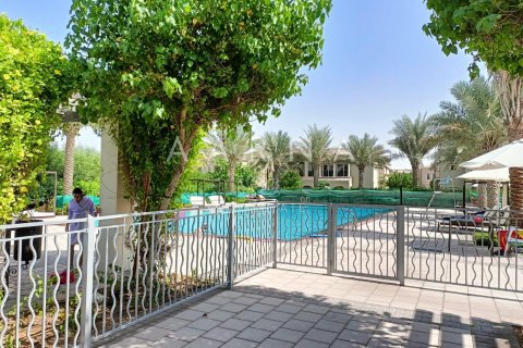 Kuća u nizu u Serena, Dubai, UAE 3 spavaćih soba, 183.4 m2 Br. 394005 - fotografija 14