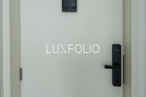 Apartment in Business Bay, Dubai, UAE 1 bedroom, 61 sq.m. № 627286 - photo 14
