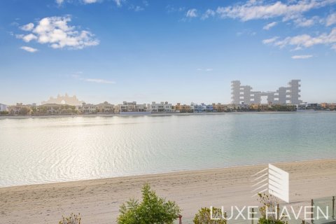 Villa in Palm Jumeirah, Dubai, VAE: 4 Schlafzimmer, 496.47 m2 Nr. 338566